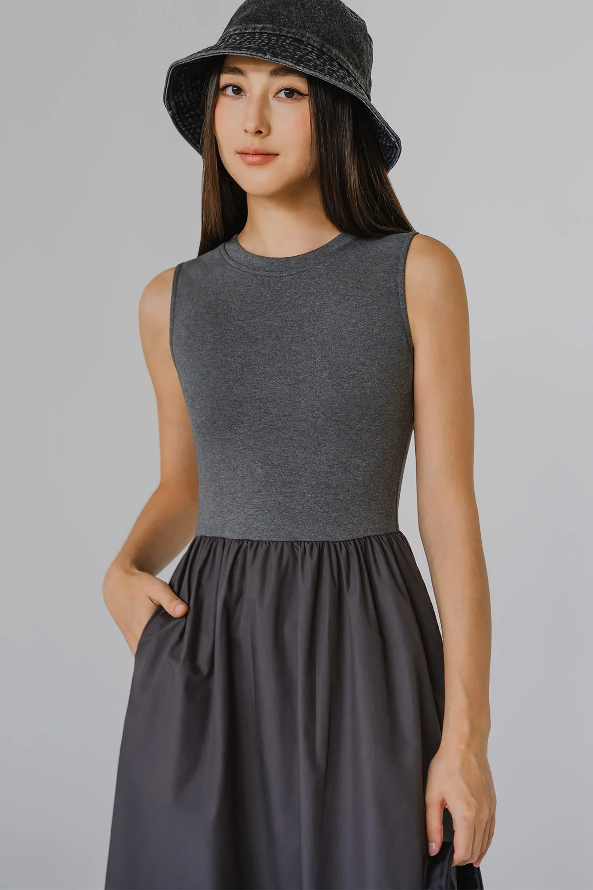 Avenue Duo Dress (Dark Grey)