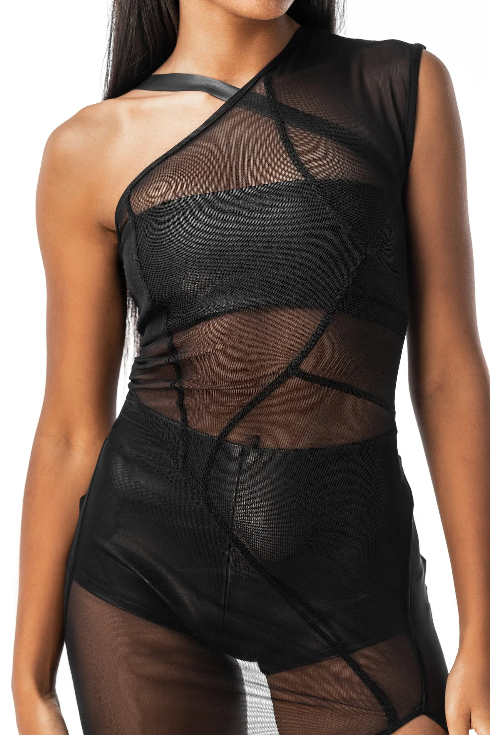 Black women dress Skia