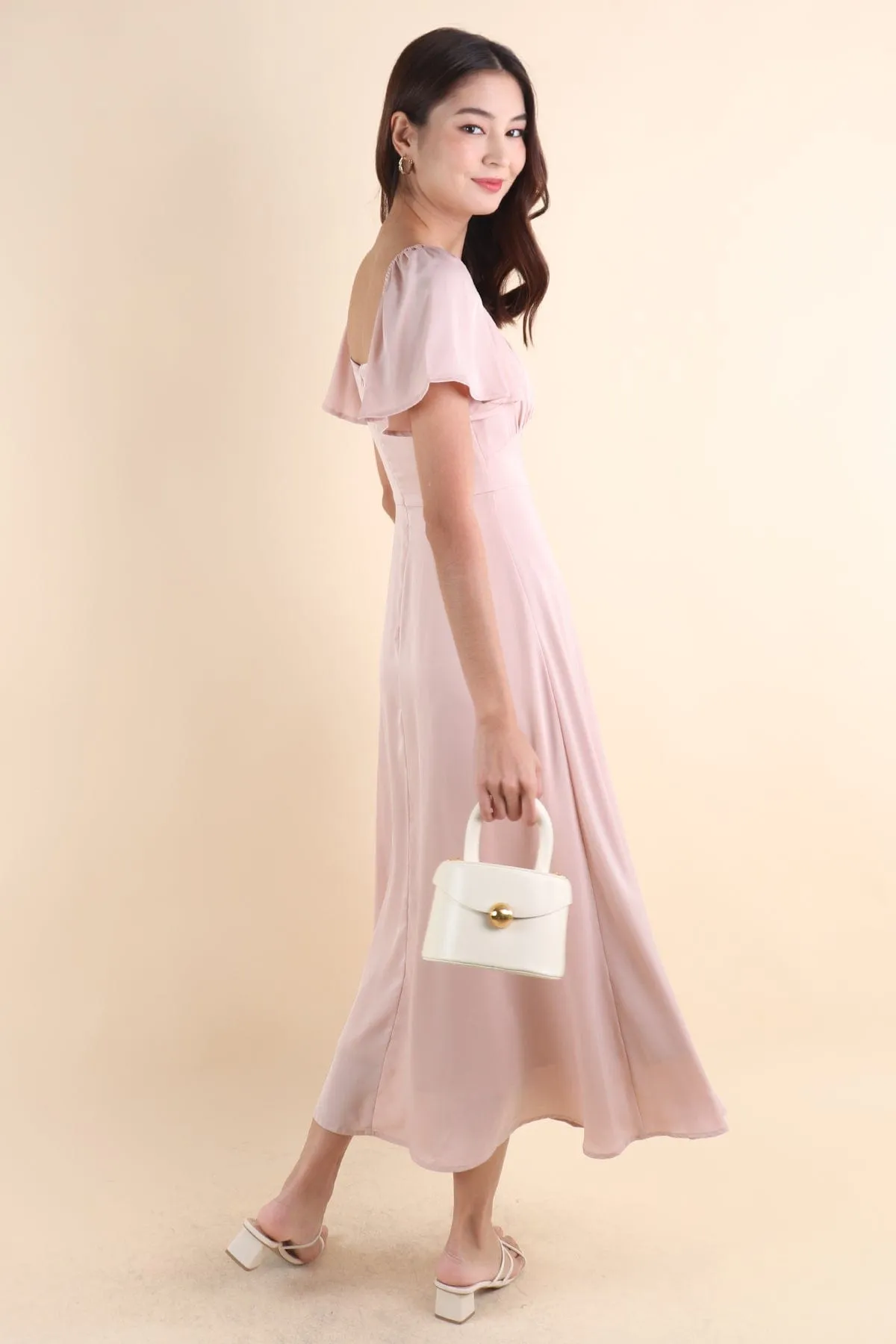 CARMELLIA FLUTTERS MAXI DRESS IN PINK