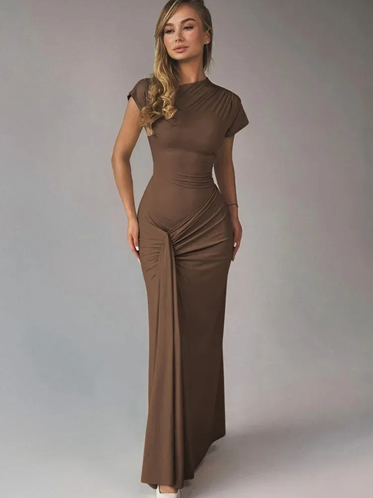 Daena - Flattering maxi dress