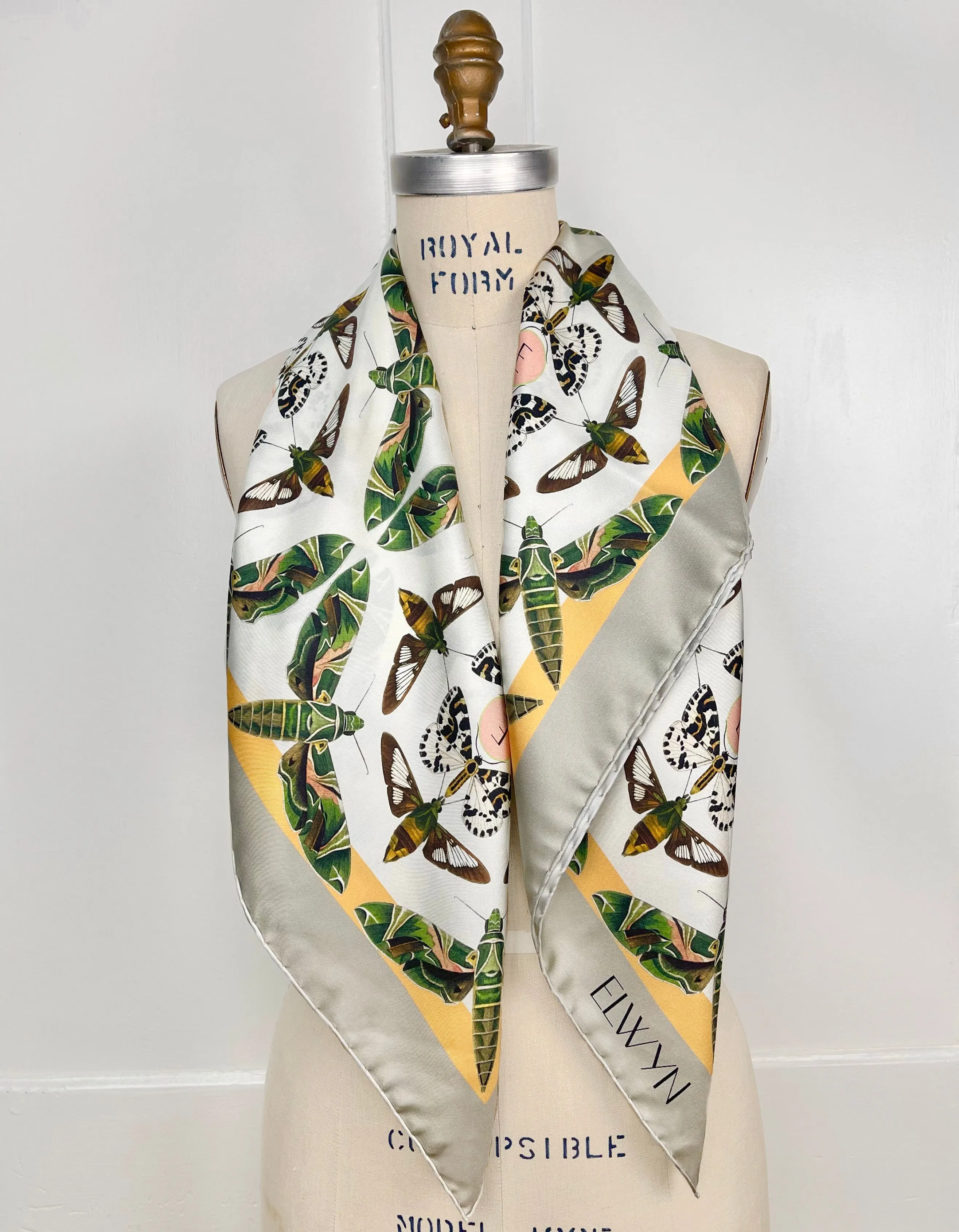 Elwyn New York Kaleidoflies Scarf