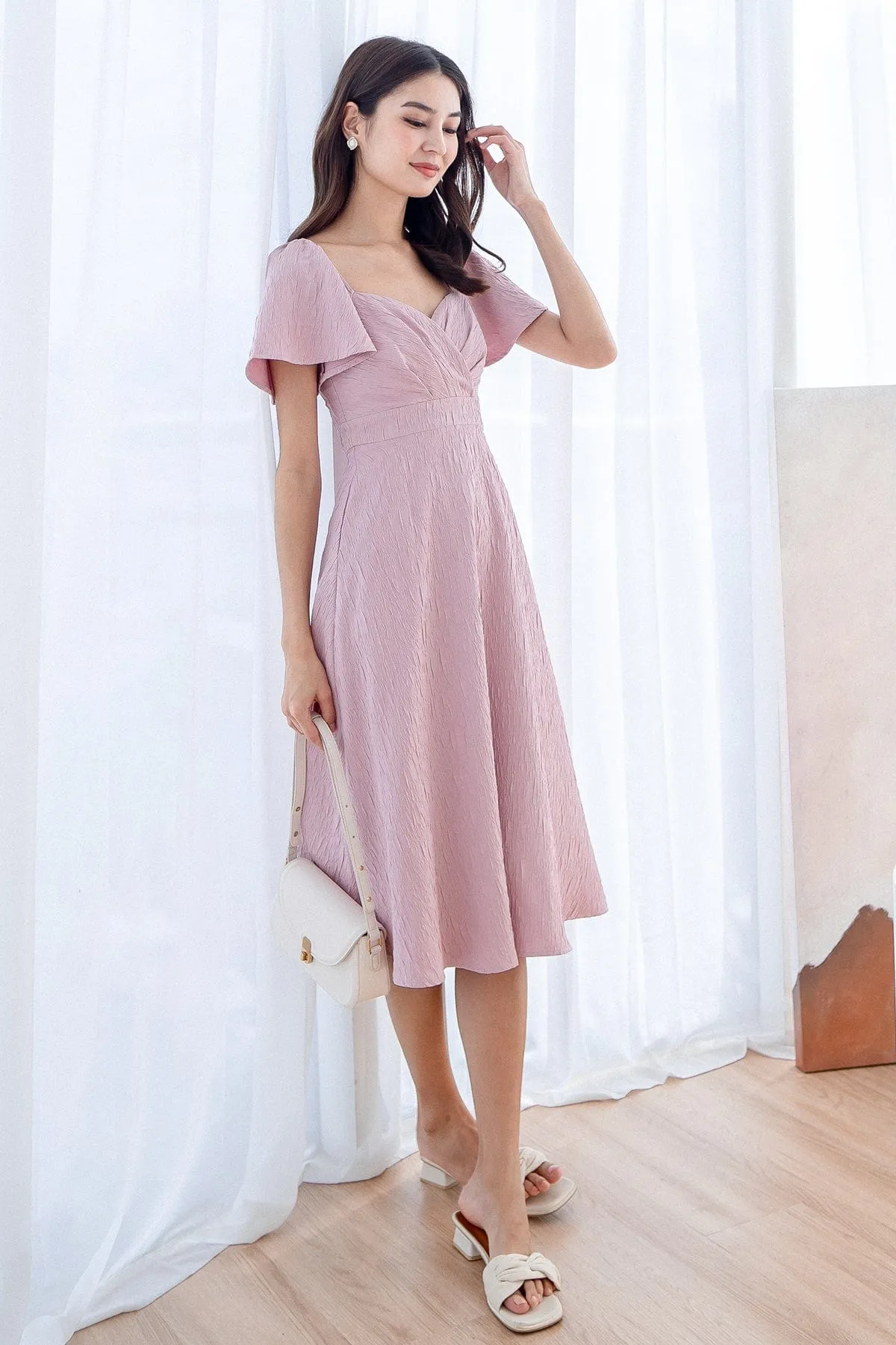 FIORA SLEEVE MIDAXI DRESS IN PINK