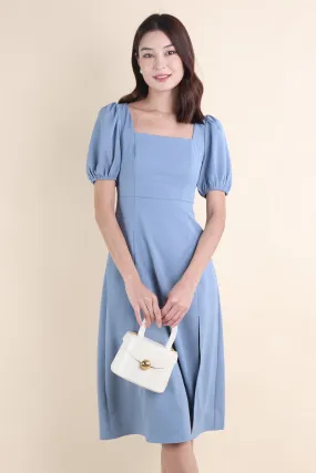 JANELYN SLEEVE MIDI DRESS IN BLUE