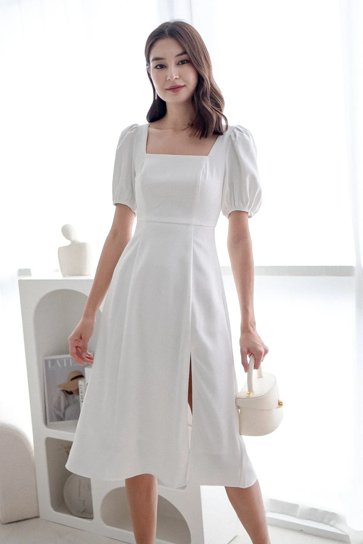 JANELYN SLEEVE MIDI DRESS IN WHITE