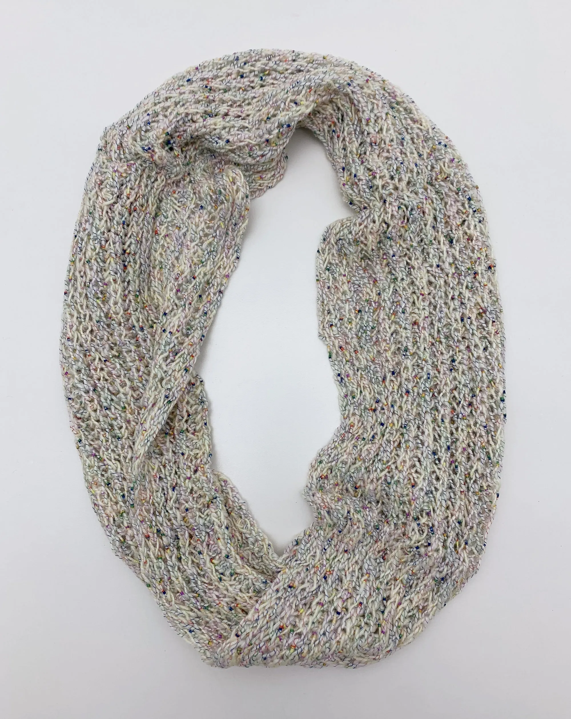 JC011001 Knitted Infinity Scarf