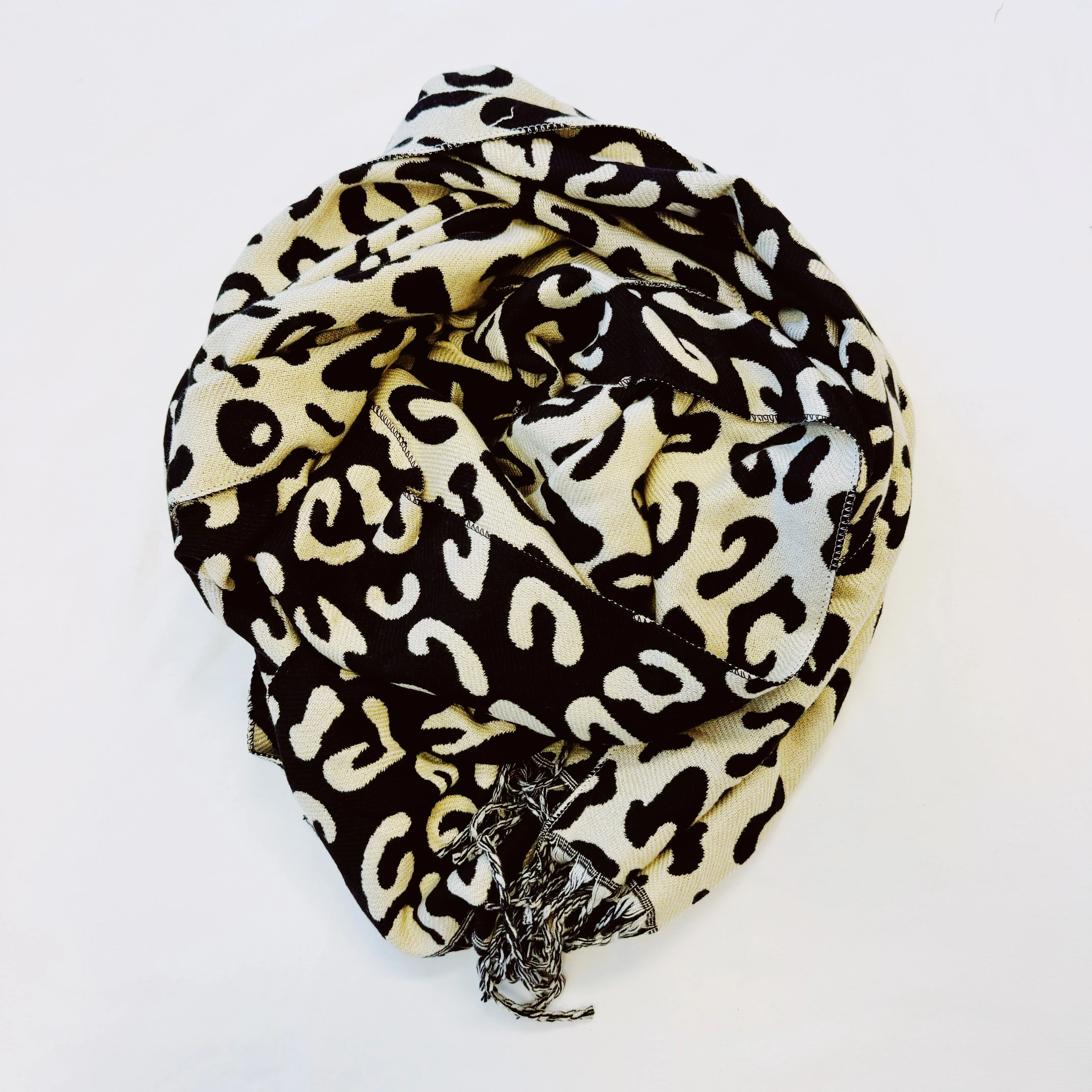 On Trend Leopard Pattern Scarf