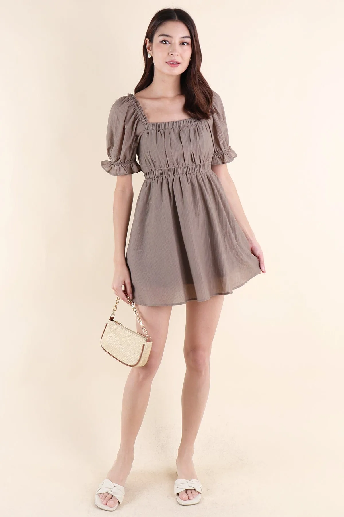 RICO PUFF SLEEVE DRESS IN MOCHA