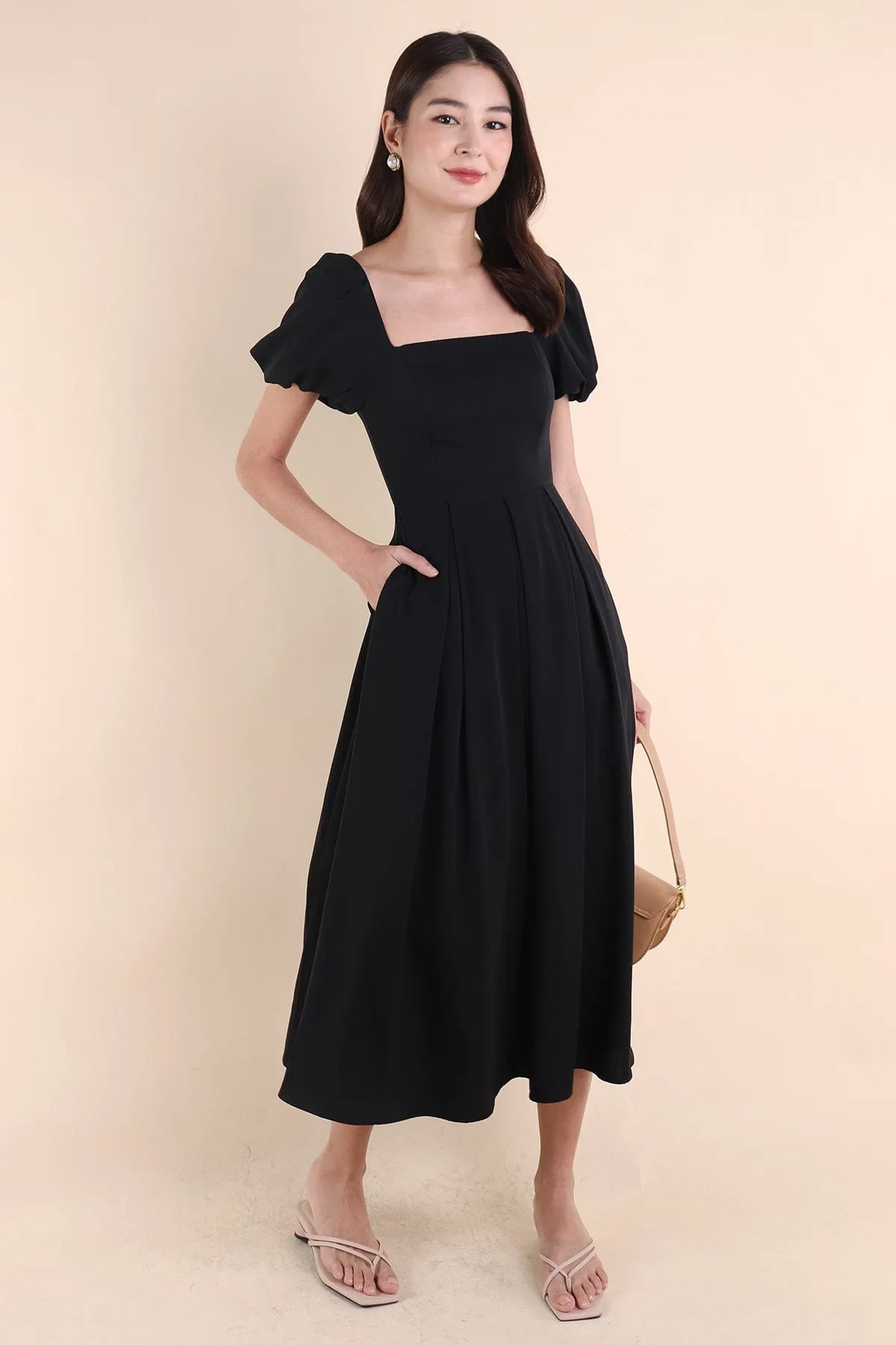 ROSELLE PUFF SLEEVE MAXI IN BLACK