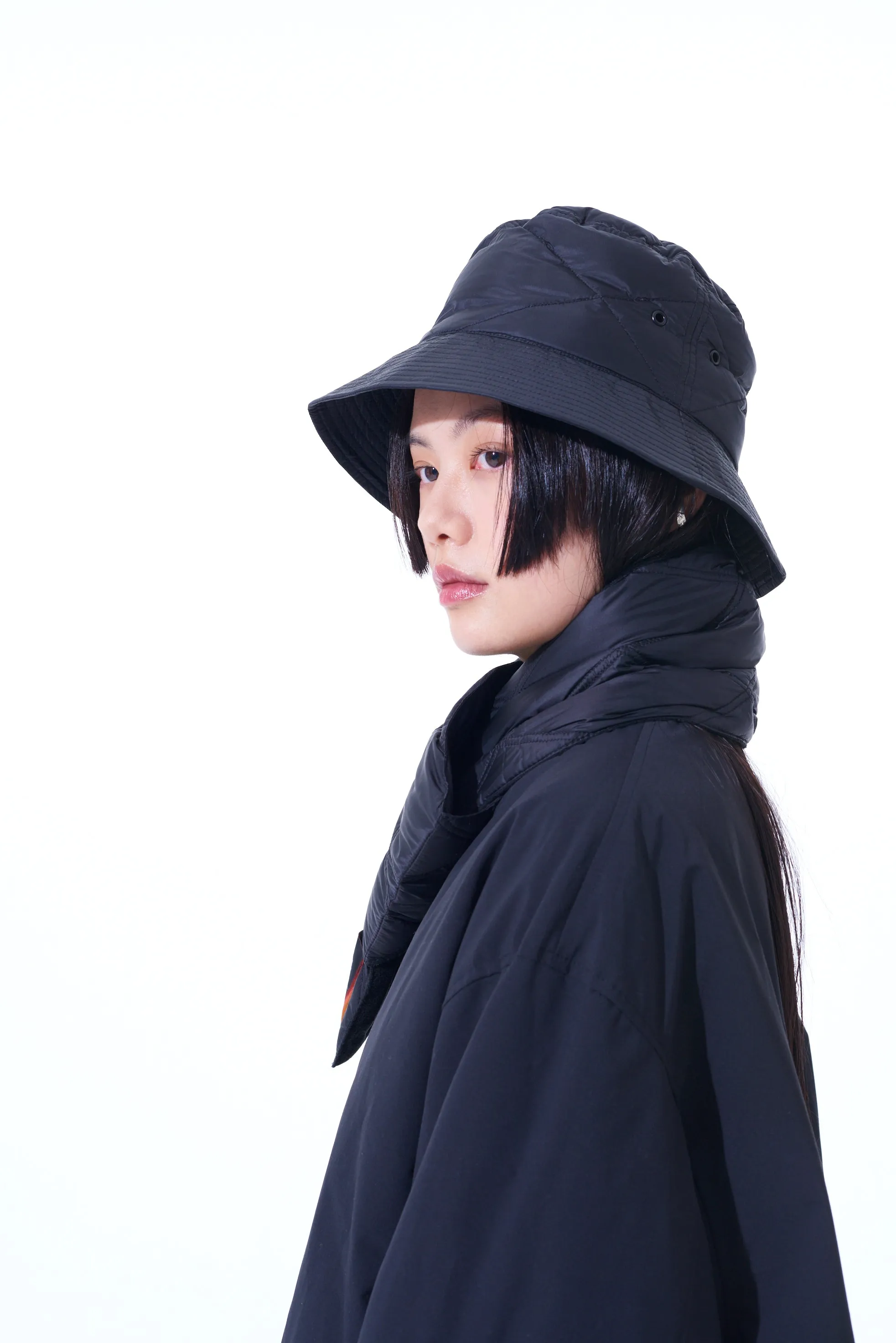 【S'YTE x TAION】Collaboration Collection QUILTED DOWN SCARF