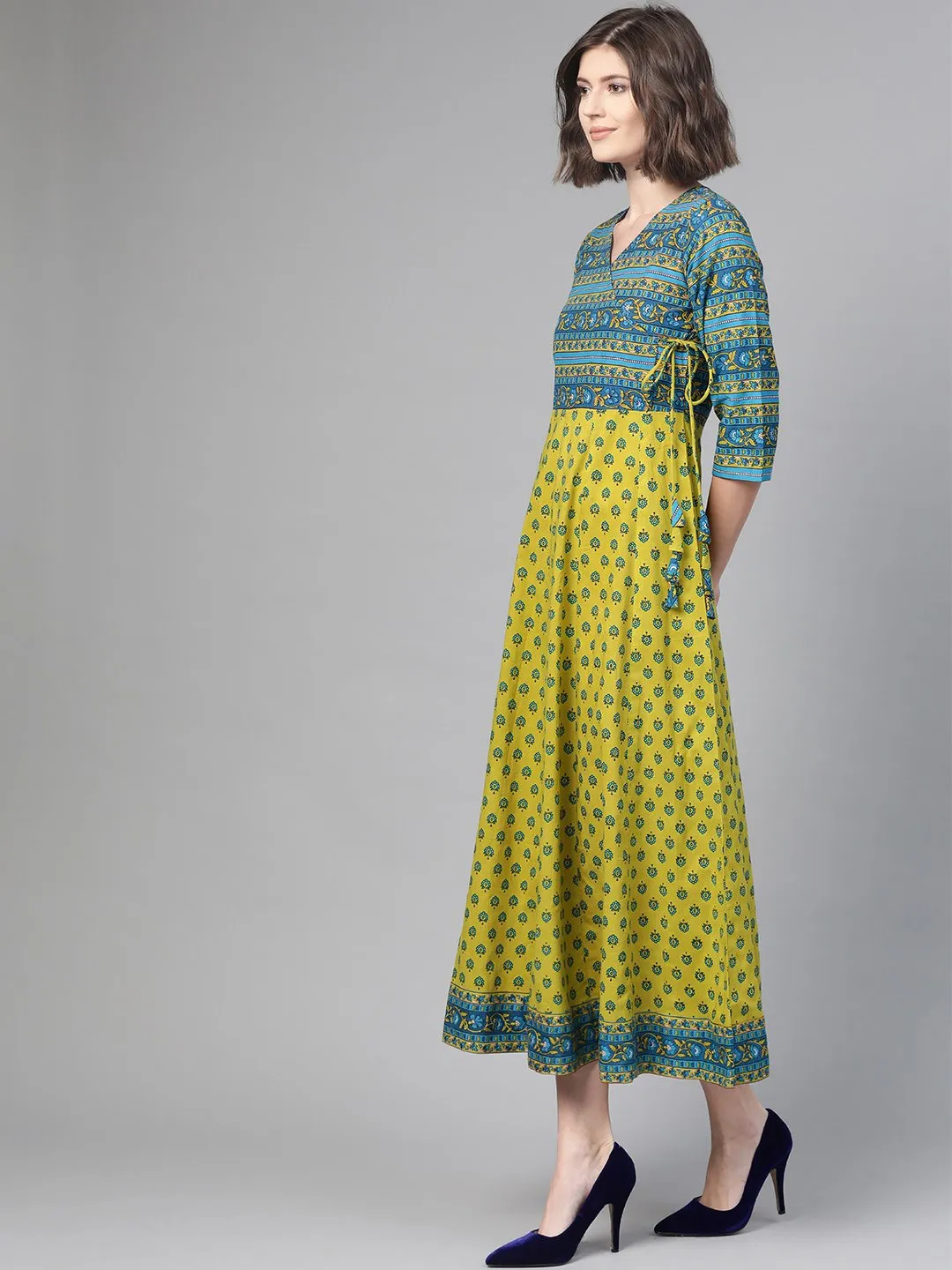 Women Green & Blue Ethnic Motifs Printed Maxi Dress